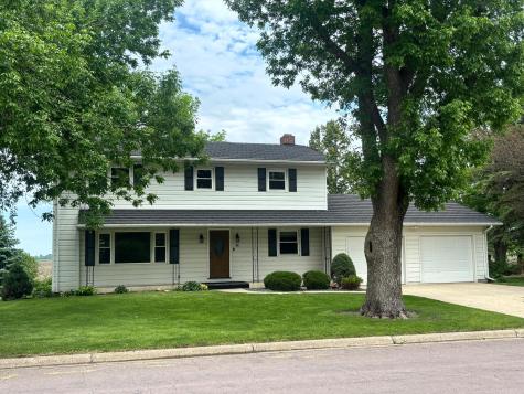 306 E 5th Street N Truman MN 56088