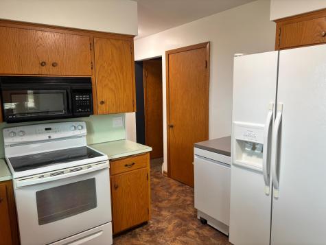 306 E 5th Street N Truman MN 56088
