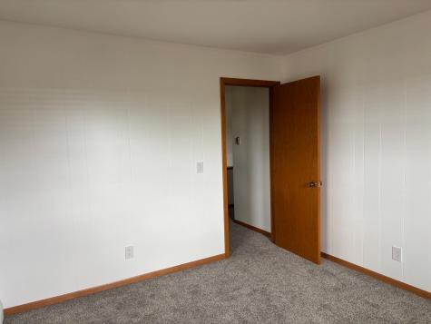 306 E 5th Street N Truman MN 56088