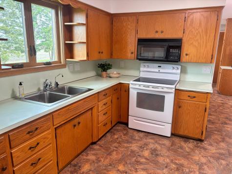 306 E 5th Street N Truman MN 56088