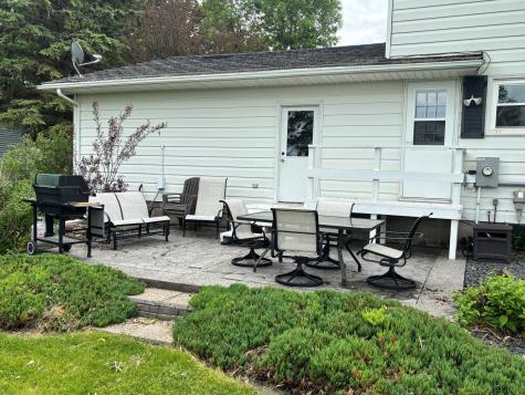 306 E 5th Street N Truman MN 56088