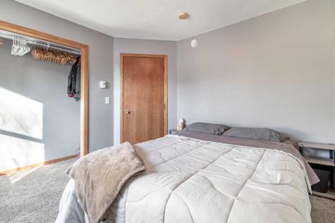 211 1st Street SE Elbow Lake MN 56531
