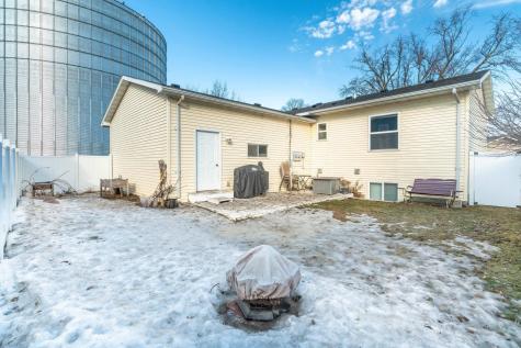 211 1st Street SE Elbow Lake MN 56531