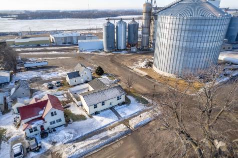 211 1st Street SE Elbow Lake MN 56531