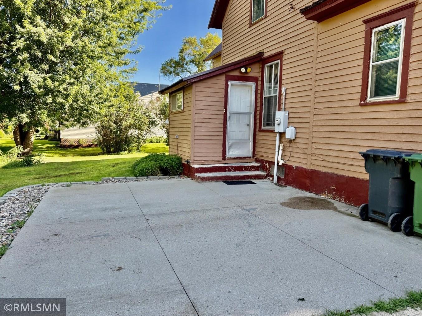 613 Maine Avenue Adrian MN 56110