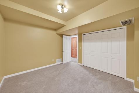 14283 Uplander Street NW Andover MN 55304