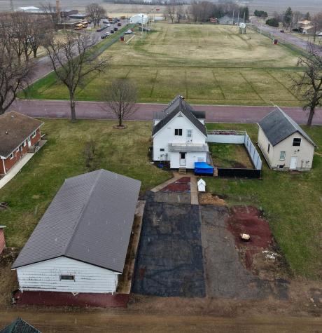 736 Cedar Avenue Westbrook MN 56183