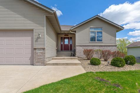 2505 Hulett Court Faribault MN 55021