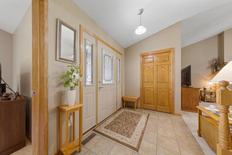 2505 Hulett Court Faribault MN 55021