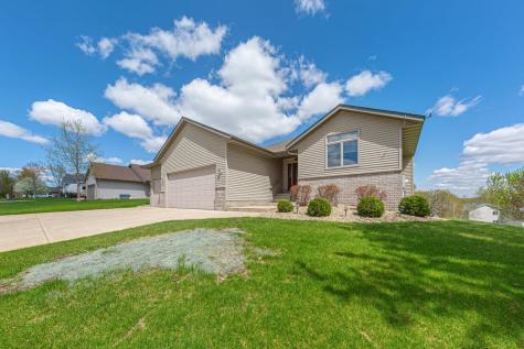 2505 Hulett Court Faribault MN 55021