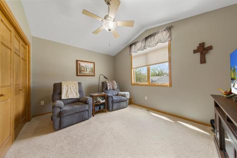 2505 Hulett Court Faribault MN 55021