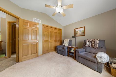 2505 Hulett Court Faribault MN 55021
