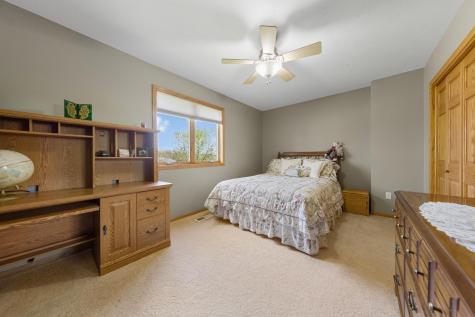 2505 Hulett Court Faribault MN 55021
