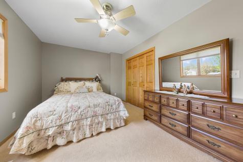 2505 Hulett Court Faribault MN 55021