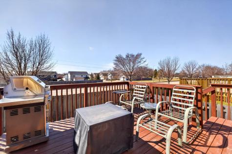 4272 39 1/2 Avenue S Fargo ND 58104