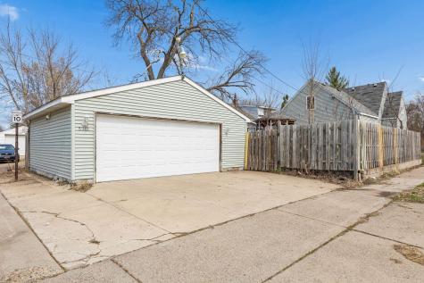 5301 Emerson Avenue N Brooklyn Center MN 55430