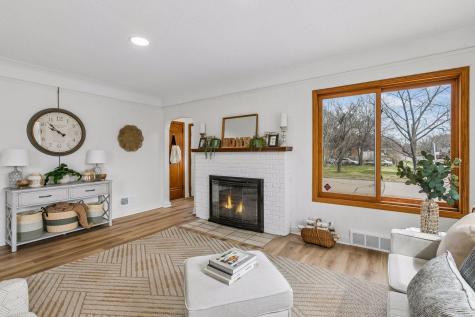 5301 Emerson Avenue N Brooklyn Center MN 55430