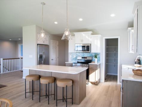 10219 73rd Street S Horace ND 58047