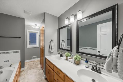 10108 285th Lane Zimmerman MN 55398