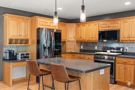 28786 149th Street NW Zimmerman MN 55398