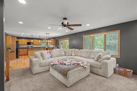 28786 149th Street NW Zimmerman MN 55398