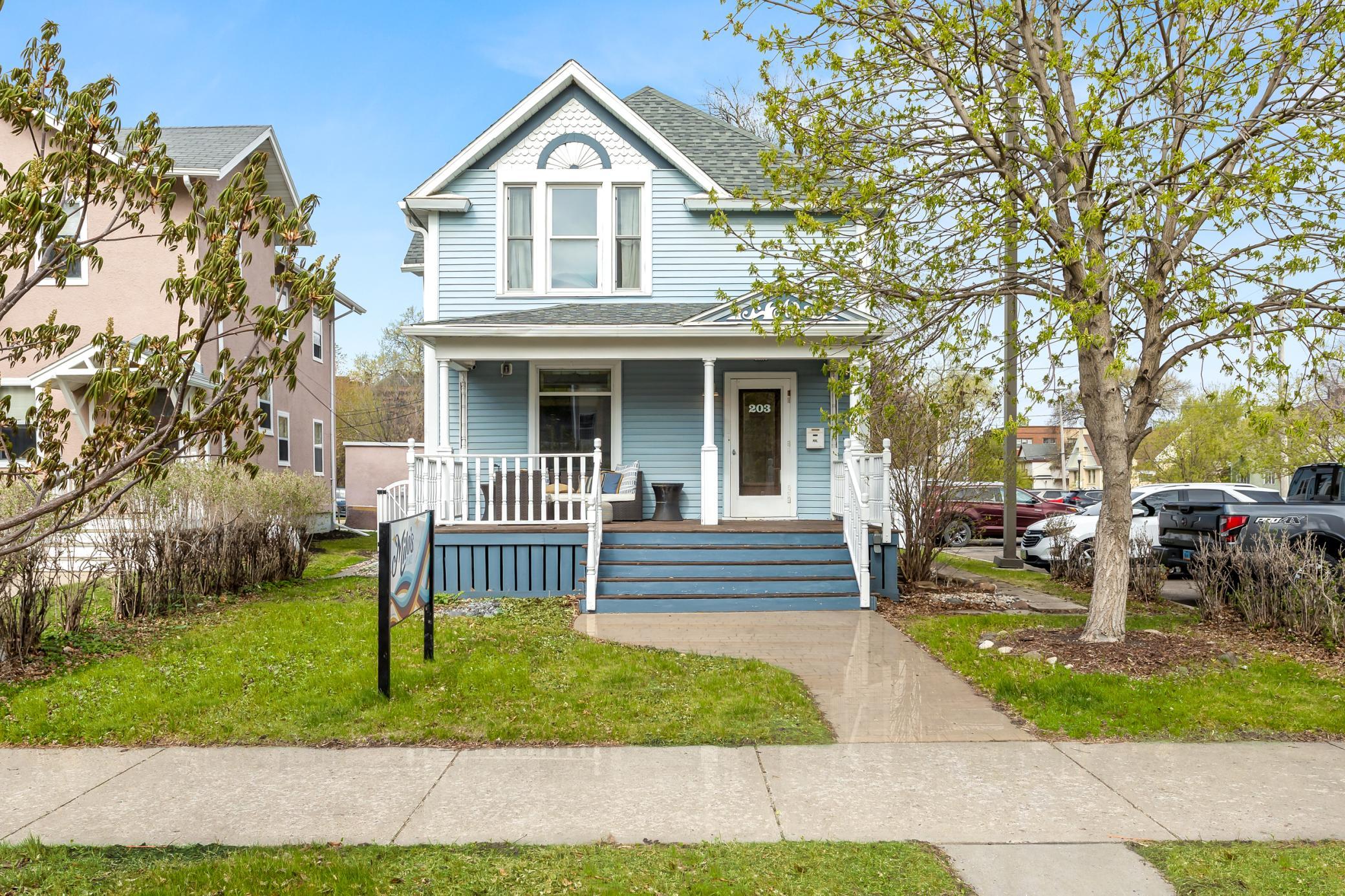 203 8th Street S Fargo ND 58103