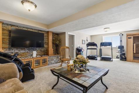 17371 220th Street Lucan MN 56255