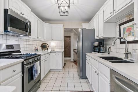 1688 Wexford Way Woodbury MN 55125