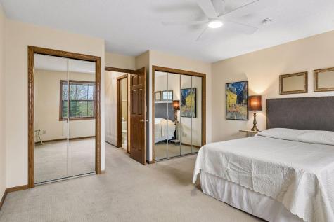1688 Wexford Way Woodbury MN 55125