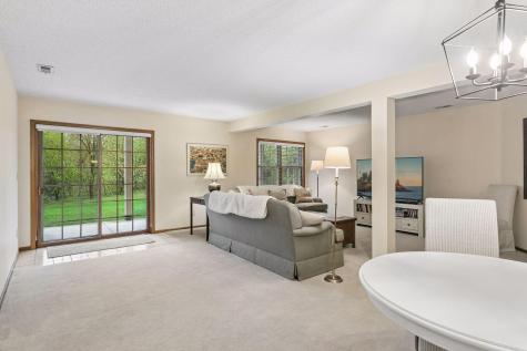 1688 Wexford Way Woodbury MN 55125