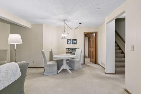 1688 Wexford Way Woodbury MN 55125