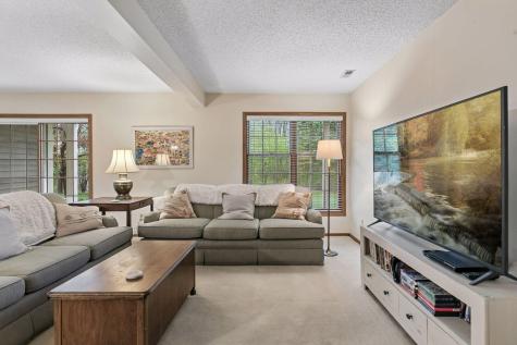 1688 Wexford Way Woodbury MN 55125