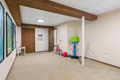 1688 Wexford Way Woodbury MN 55125