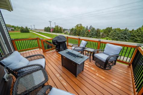 695 Marcus Pl NE Byron MN 55920