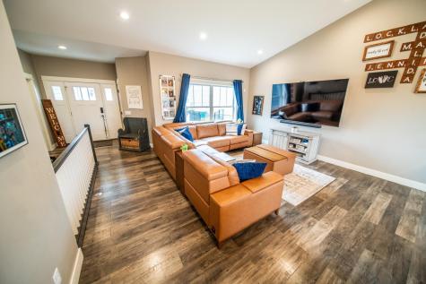 695 Marcus Pl NE Byron MN 55920