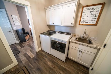 695 Marcus Pl NE Byron MN 55920