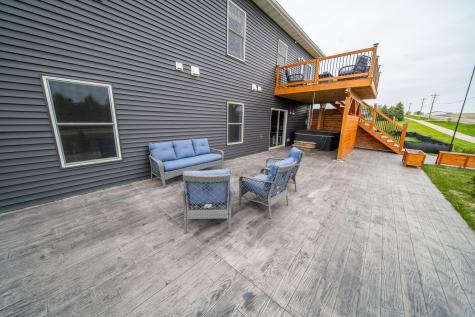 695 Marcus Pl NE Byron MN 55920