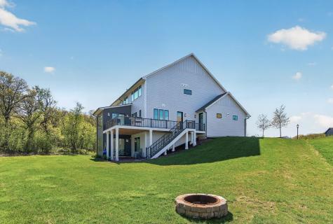 10485 56th Place N Lake Elmo MN 55042