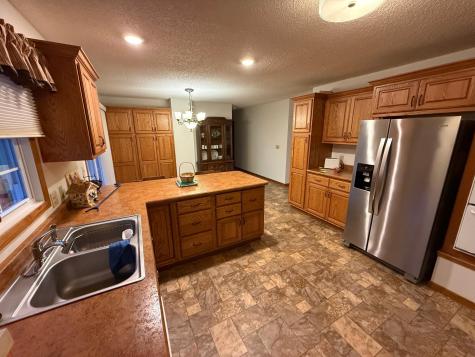 1228 Edgewood Drive Thief River Falls MN 56701
