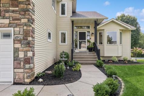 16902 Wilderness Trail SE Prior Lake MN 55372