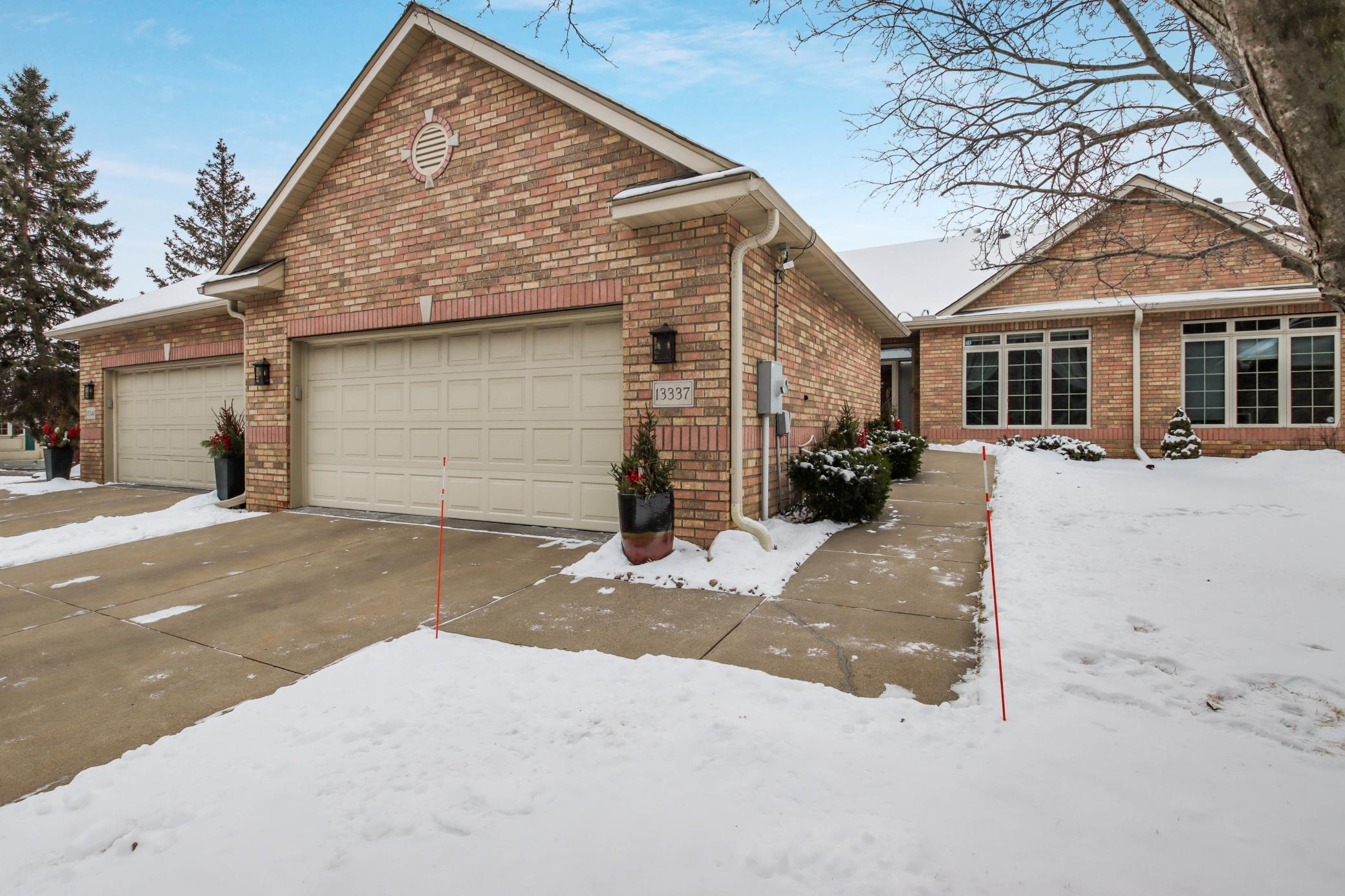 13337 Hummingbird Lane Apple Valley MN 55124
