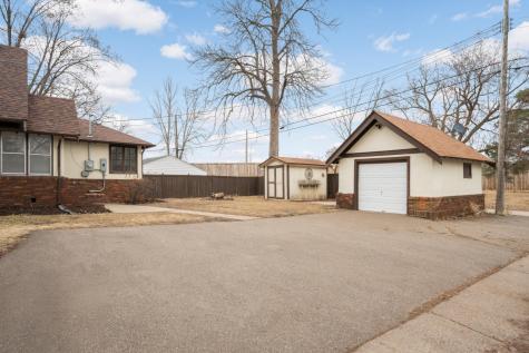 4100 Vera Cruz Avenue N Robbinsdale MN 55422