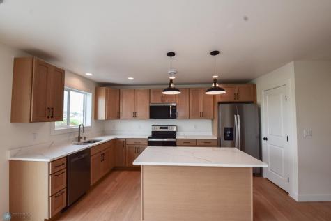 8323 62 Street S Horace ND 58047