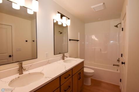 8323 62 Street S Horace ND 58047