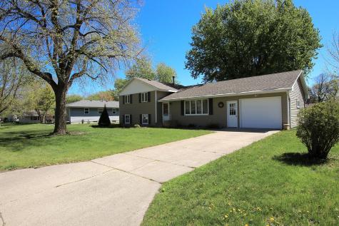 807 N Renville Street Winthrop MN 55396