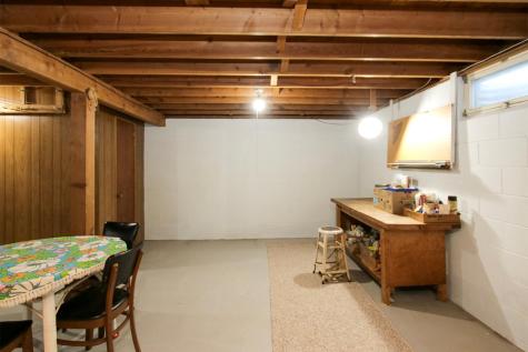 807 N Renville Street Winthrop MN 55396