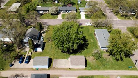 807 N Renville Street Winthrop MN 55396