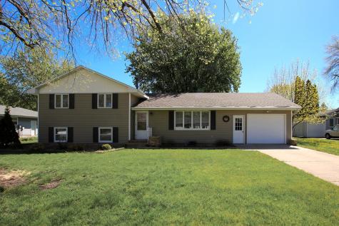 807 N Renville Street Winthrop MN 55396