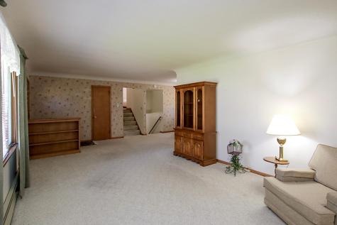 807 N Renville Street Winthrop MN 55396
