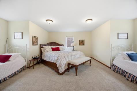 3422 73rd Avenue N Moorhead MN 56560